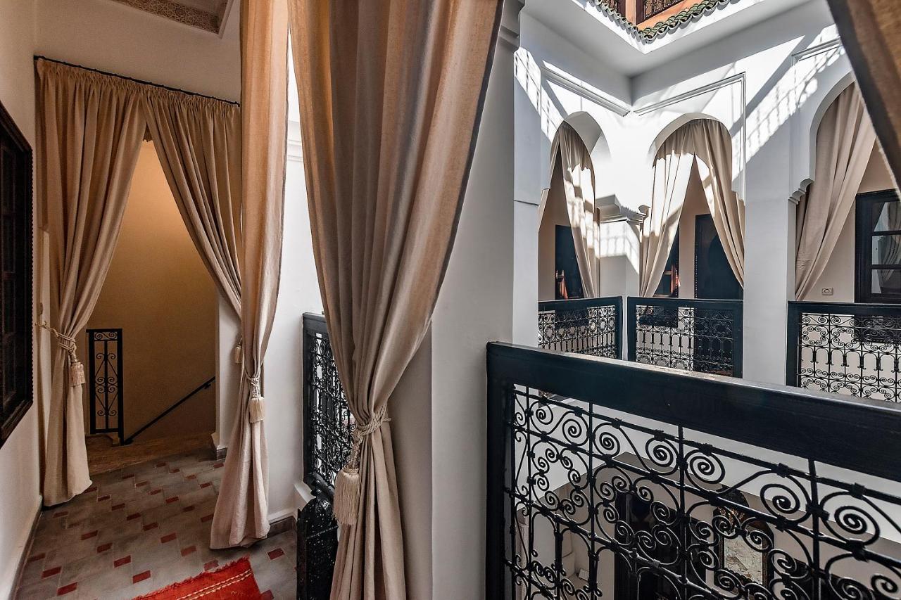 Riad Dar Merzouga Hammam & Jacuzzi マラケシュ エクステリア 写真