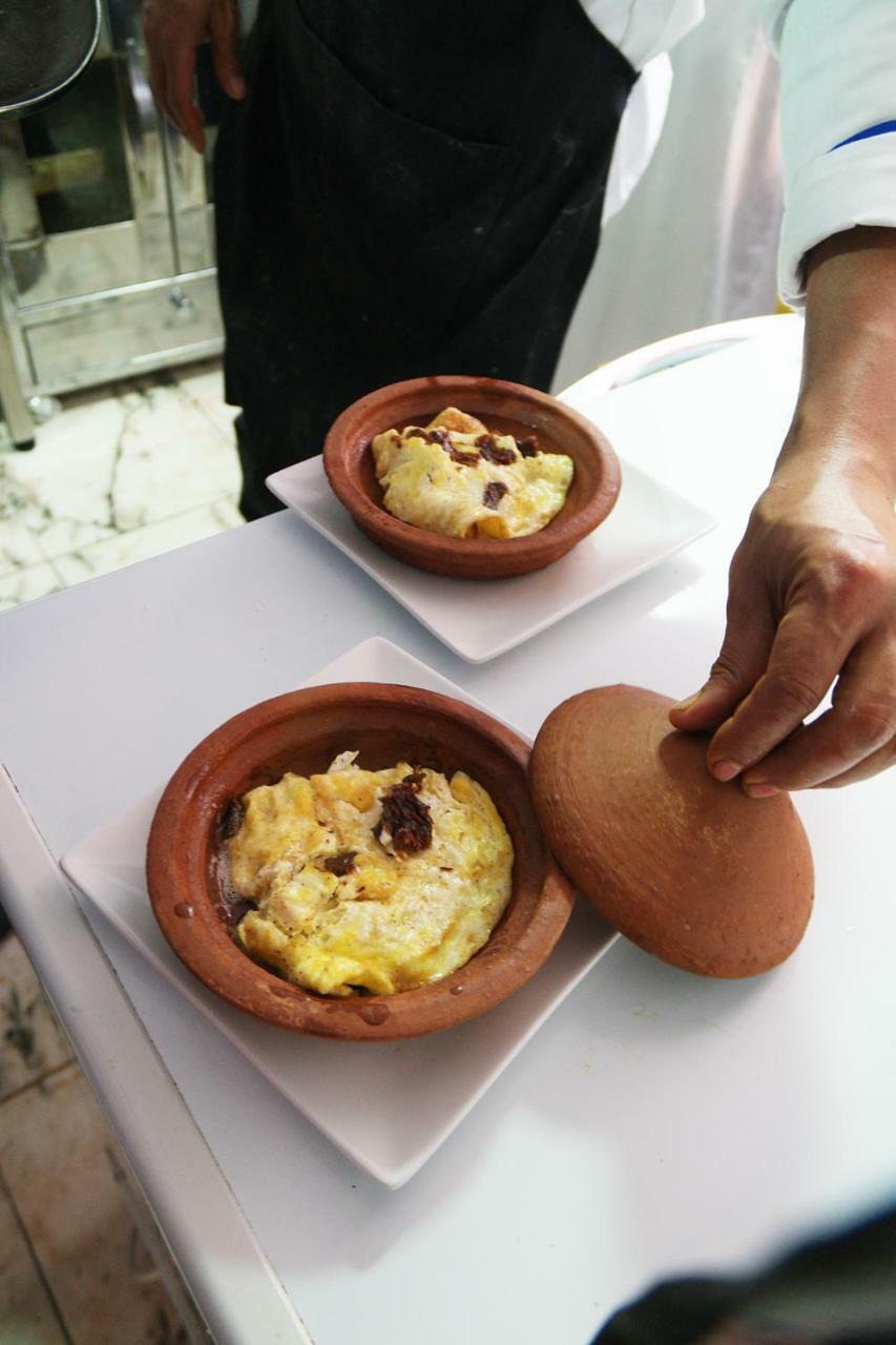 Riad Dar Merzouga Hammam & Jacuzzi マラケシュ エクステリア 写真