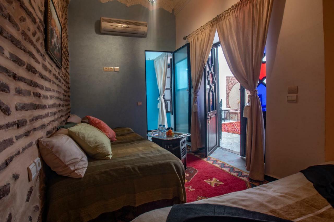 Riad Dar Merzouga Hammam & Jacuzzi マラケシュ エクステリア 写真
