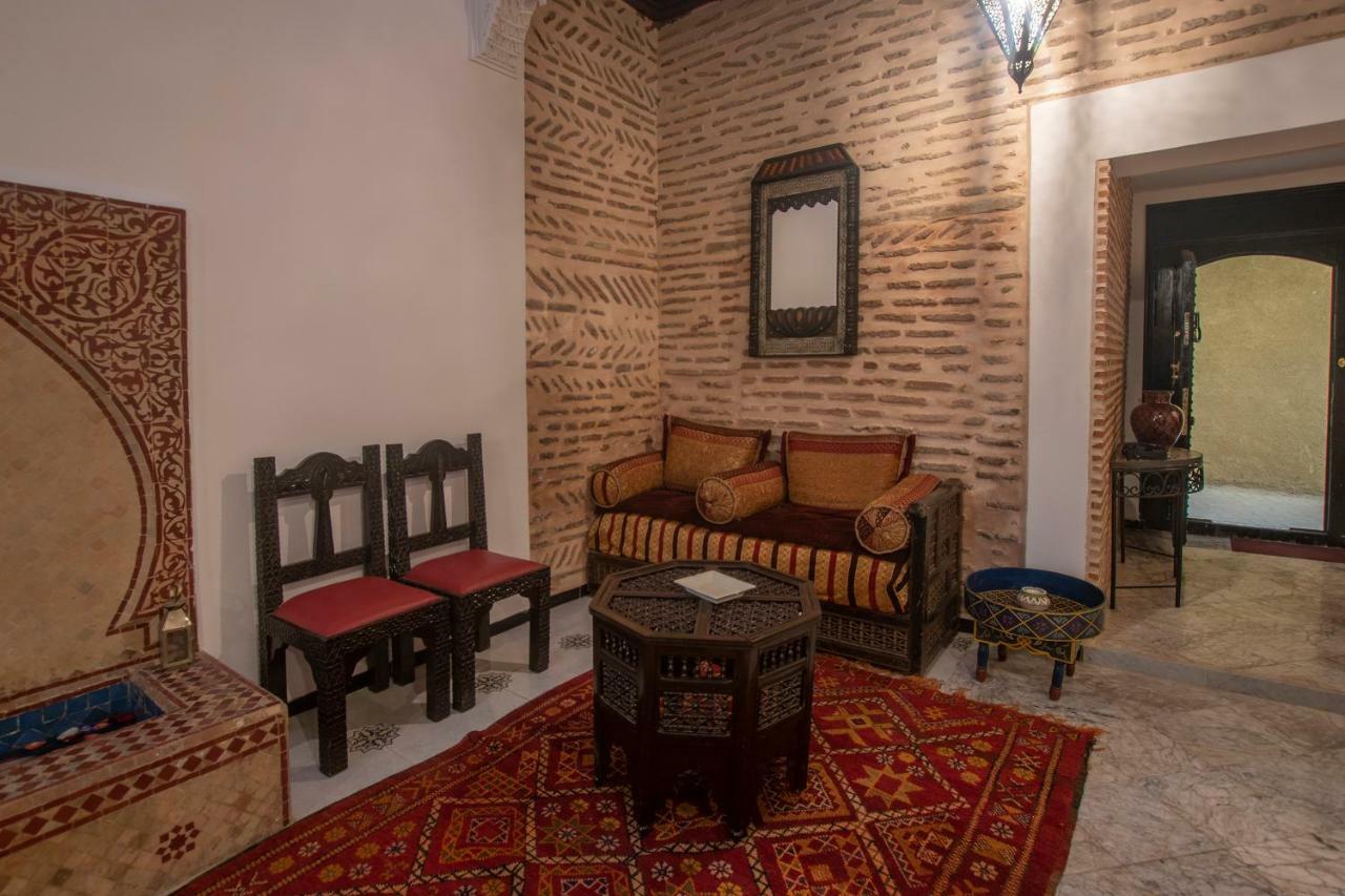 Riad Dar Merzouga Hammam & Jacuzzi マラケシュ エクステリア 写真