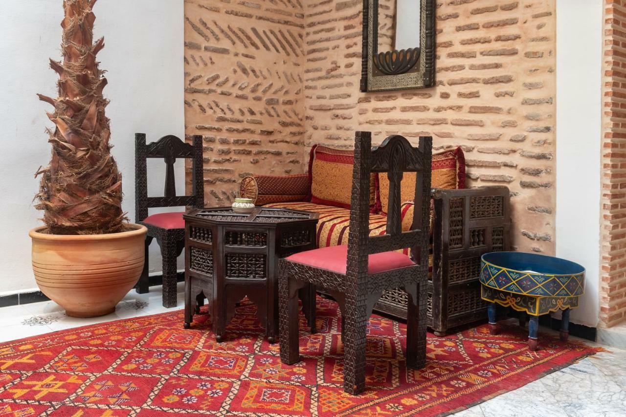 Riad Dar Merzouga Hammam & Jacuzzi マラケシュ エクステリア 写真