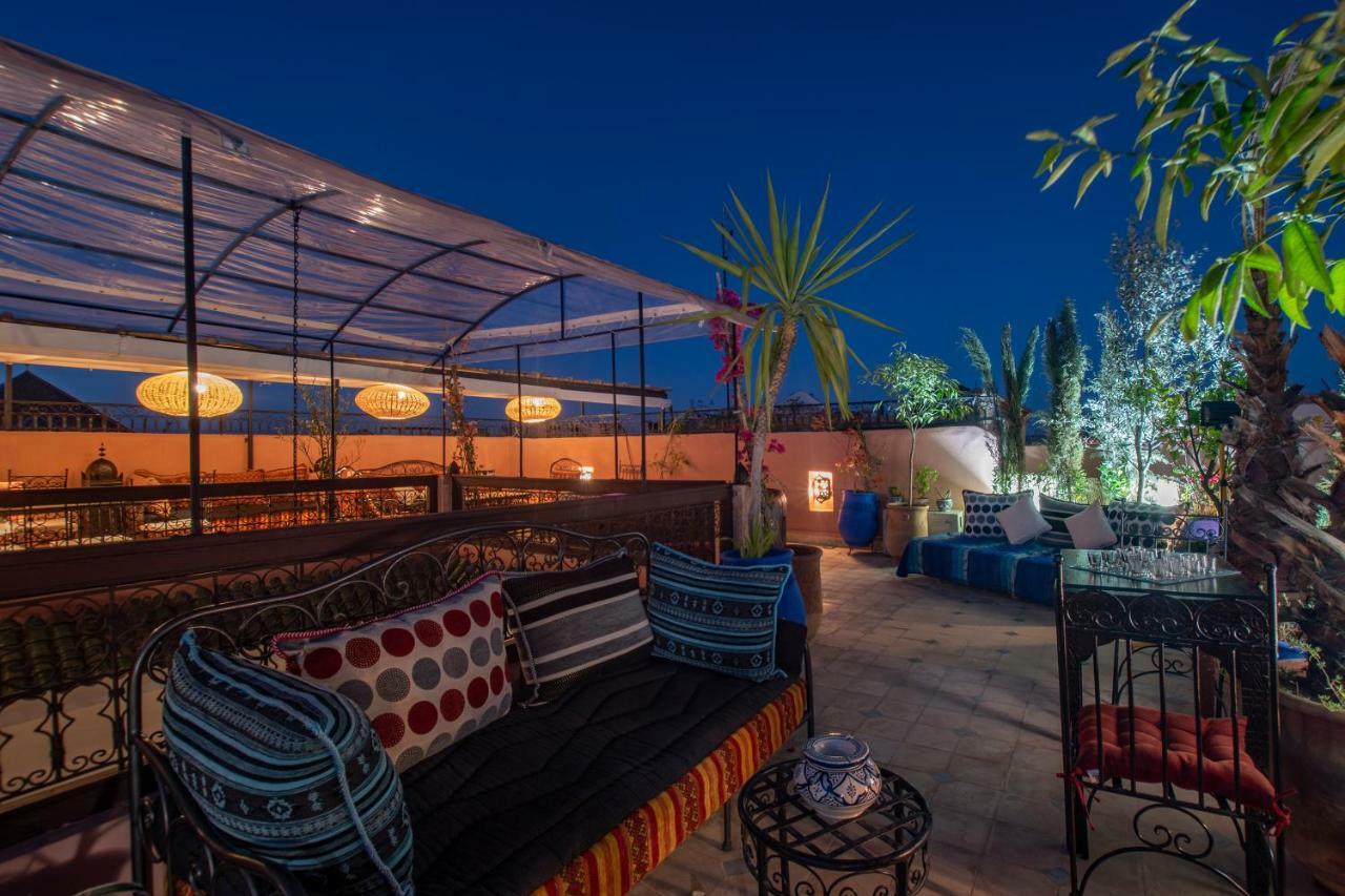Riad Dar Merzouga Hammam & Jacuzzi マラケシュ エクステリア 写真