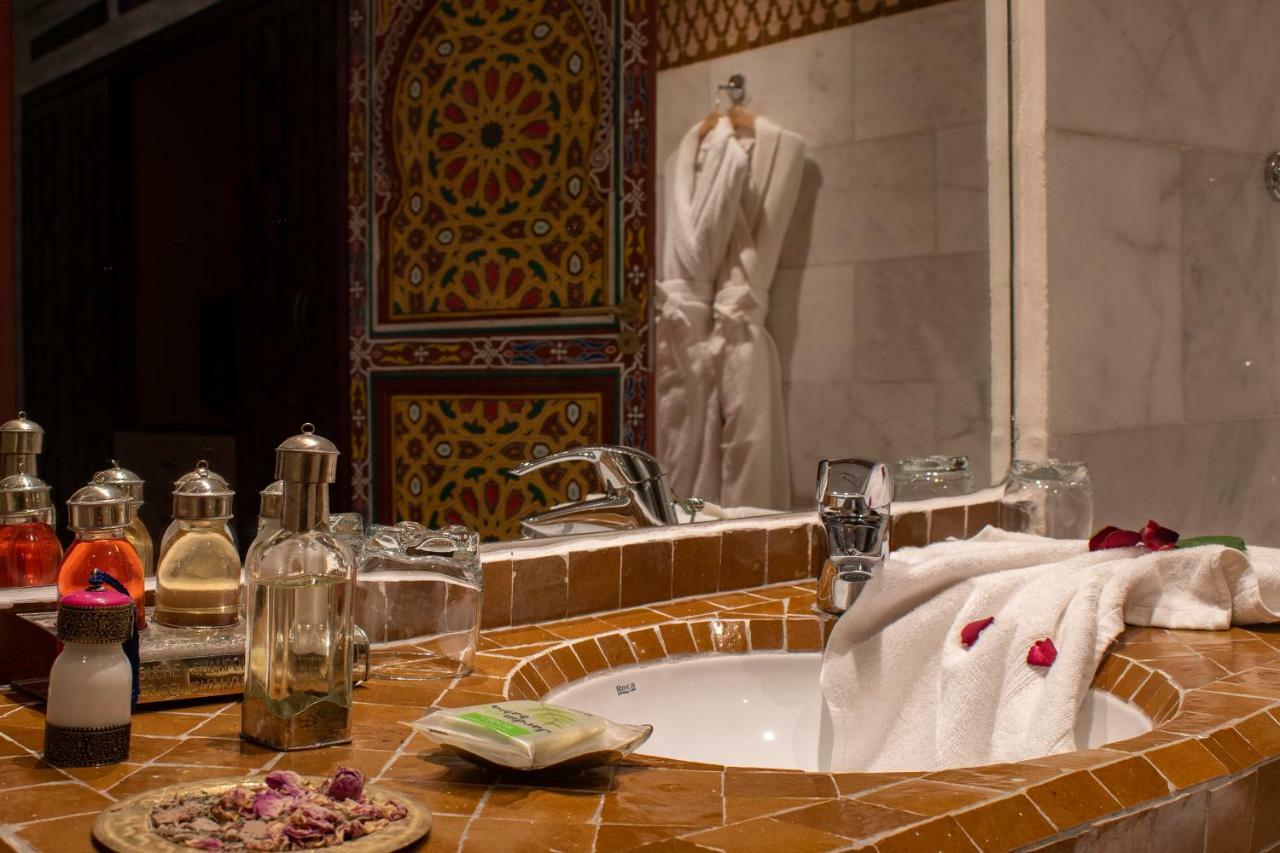 Riad Dar Merzouga Hammam & Jacuzzi マラケシュ エクステリア 写真