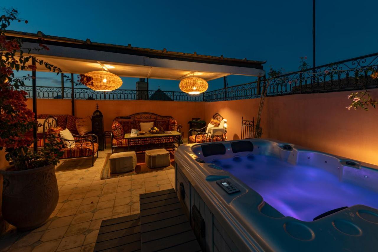 Riad Dar Merzouga Hammam & Jacuzzi マラケシュ エクステリア 写真
